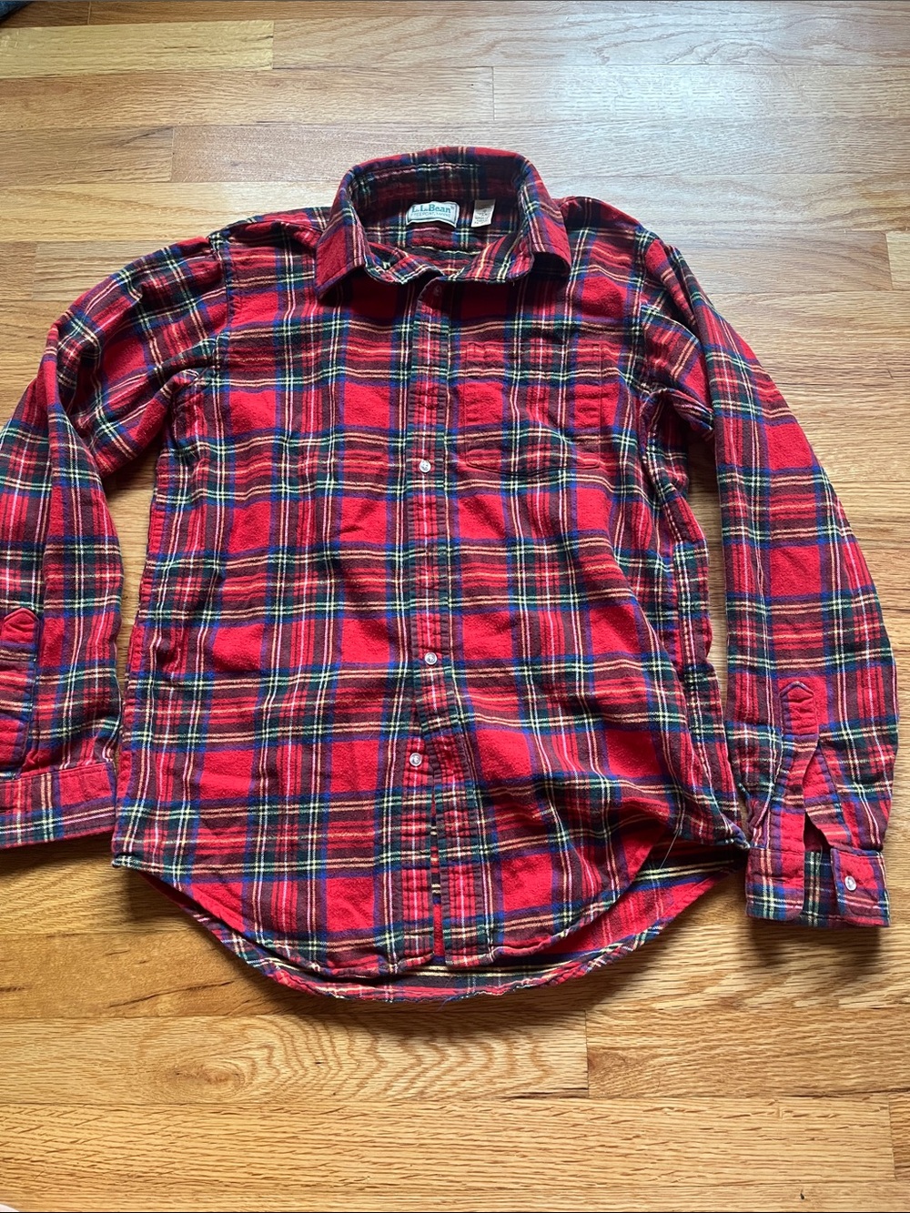 Women’s Vintage L.L. Bean Red Plaid Button-Up Flannel Shirt